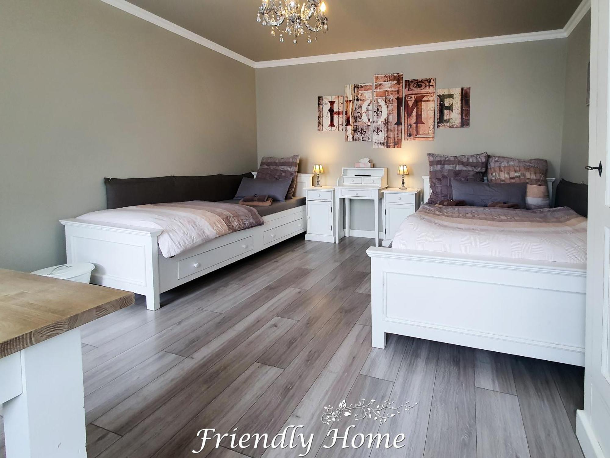 Friendly Home - Stadthaus ボルンハイム エクステリア 写真