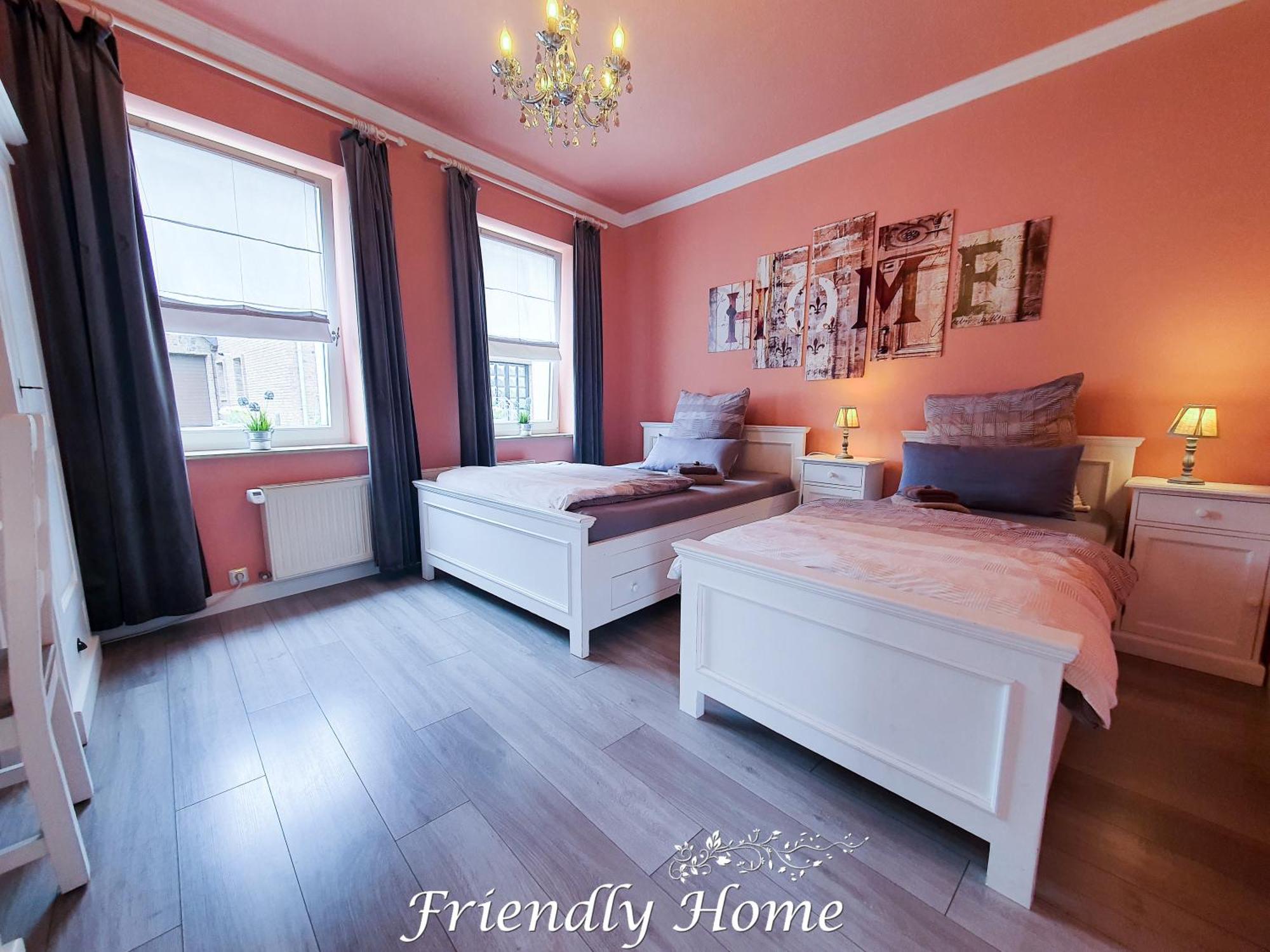 Friendly Home - Stadthaus ボルンハイム エクステリア 写真